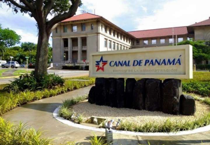  Elección del nuevo administrador del Canal de Panamá entra en recta final