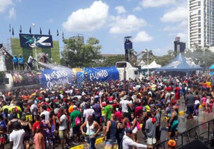 Suspenden licitación de artistas de Carnaval