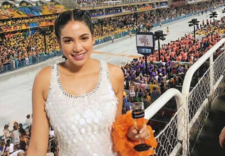 Carolina Brid, invitada especial en el desfile de campeones de Río de Janeiro