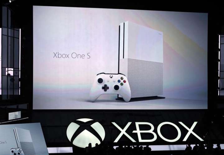 El anuncio se produjo durante la retransmisión en vivo de Inside Xbox, en la que cada mes los responsables de la videoconsola aprovechan para presentar novedades. EFE