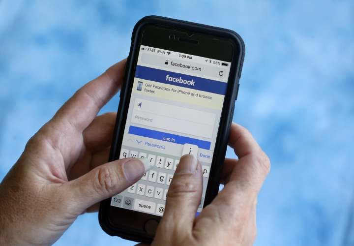Facebook sigue con líos de seguridad