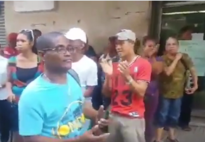 Billeteros de Colón protestan por afectaciones de proyecto de Renovación Urbana