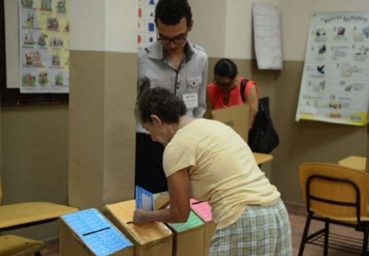 Ya votaron panameños en el extranjero