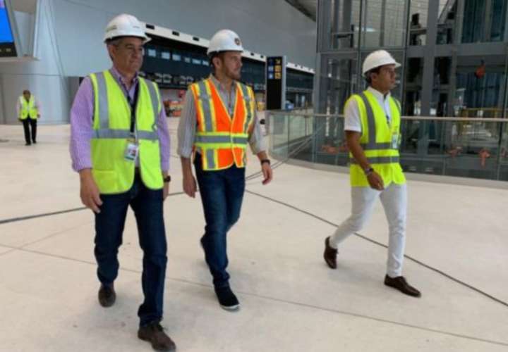 Inspeccionan nueva terminal tras inundación