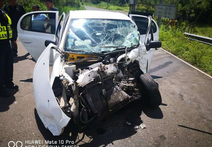 Dos heridos deja accidente en Costa Abajo de Colón