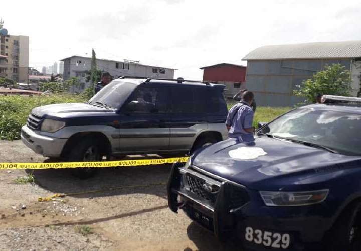 Auto baleado y con sangre fue robado en El Chorrillo