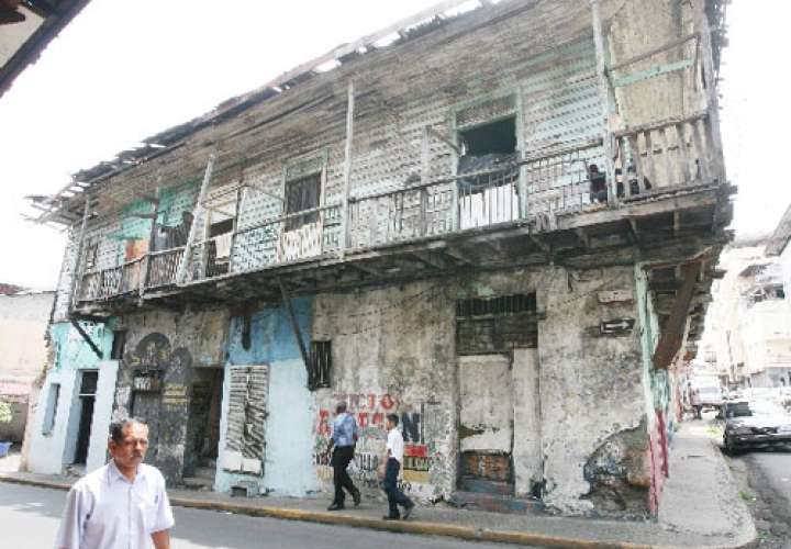 Rendirán informe ante reclamos de panameños de poseer una vivienda