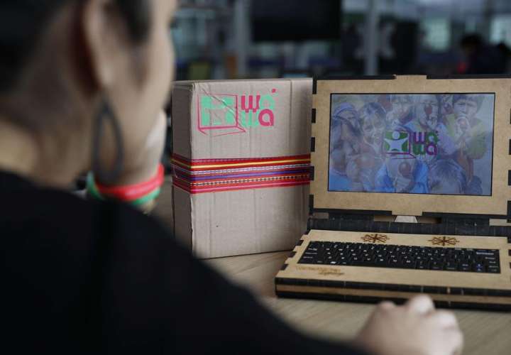 Wawalaptop, ordenador ecológico, hecho de madera que aseguran durará 10 años
