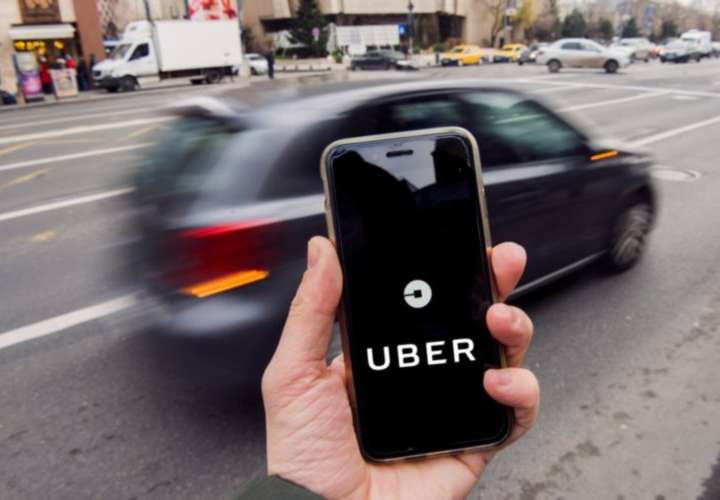'Medio cabreados' por eliminar efectivo en Uber