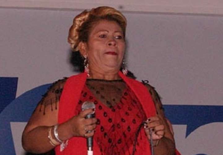 Muere Emérita Castillo, reconocida cantalante de música típica