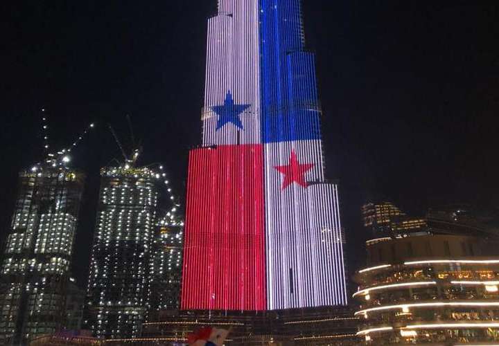 Cortizo: bandera en torre de Dubai fue por cortesía