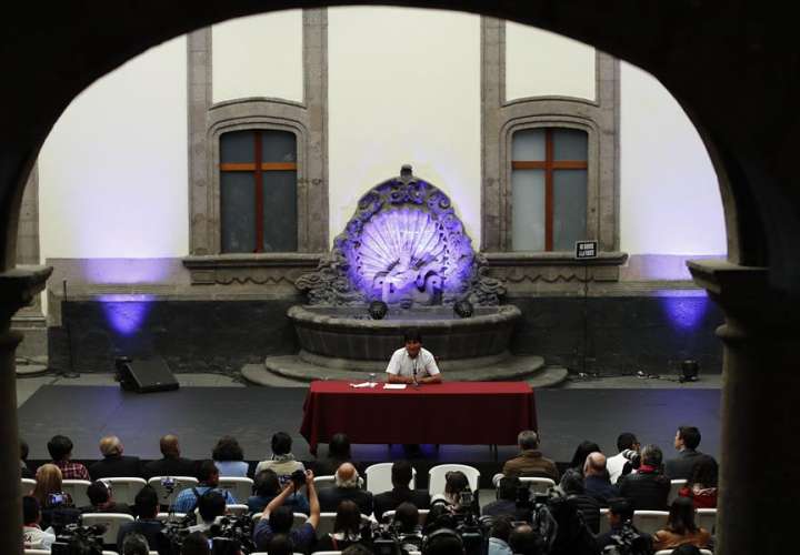 El expresidente de Bolivia Evo Morales ofrece una rueda de prensa este miércoles en Ciudad de México (México). EFE