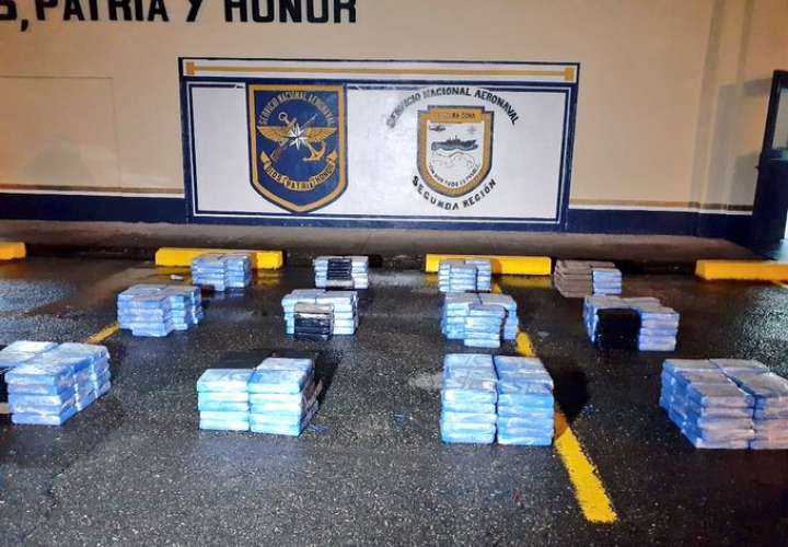 Tres paisas están encarcelados por traficar 333 paquetes de cocaína en Guna Yala