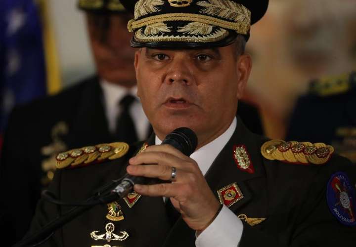 Ministro de Defensa de Venezuela pide el "cese de las balas" en Latinoamérica