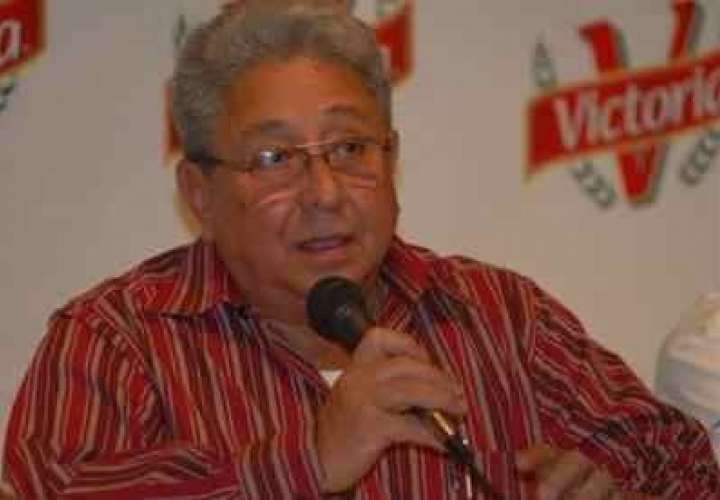 Panameño Aurelio Fiengo será el supervisor de pleito Joshua vs Ruiz
