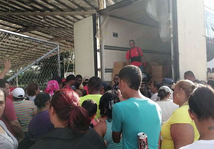 Empujones y gritos  por venta de jamones  en Arraiján y Capira