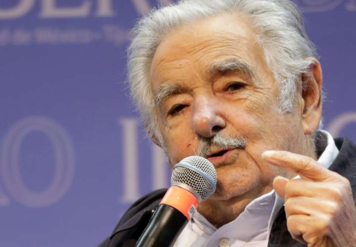 Expresidente de Uruguay propone legalizar las drogas para acabar con su consumo