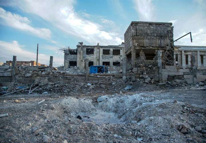 Suben a 21 los muertos en ataques de Damasco contra el noroeste de Siria