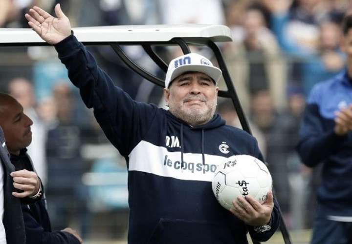 Maradona niega alguna enemistad con Lionel. Foto: EFE