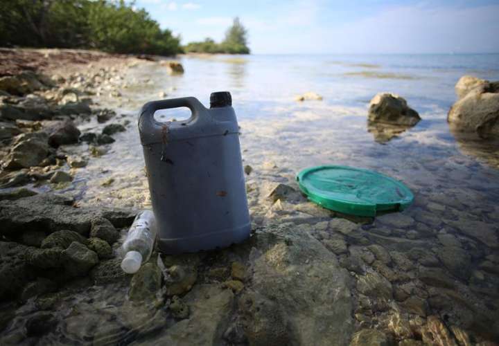 Microplásticos, la diminuta presencia que invade el Caribe