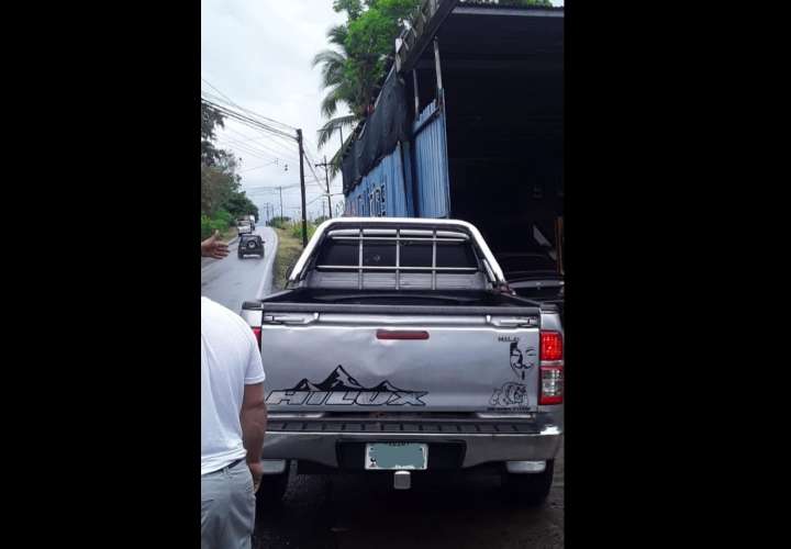 Buscan al conductor del auto donde fue asesinado un panameño en Costa Rica