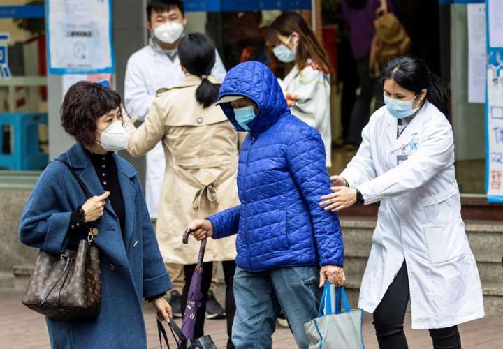 Comienzan en China un ensayo clínico con un medicamento contra el coronavirus