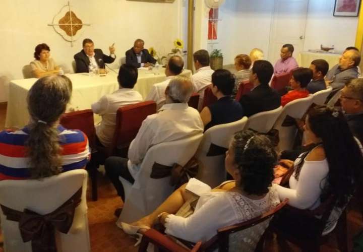 Canciller cubano se reunirá con homólogo panameño y secretario general del PRD