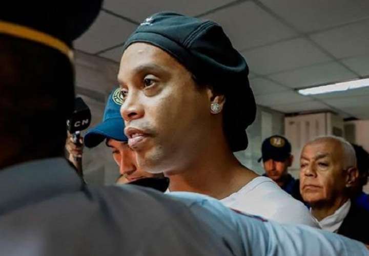  Ronaldinho Gaúcho se acerca a sus 40 años, este sábado. 