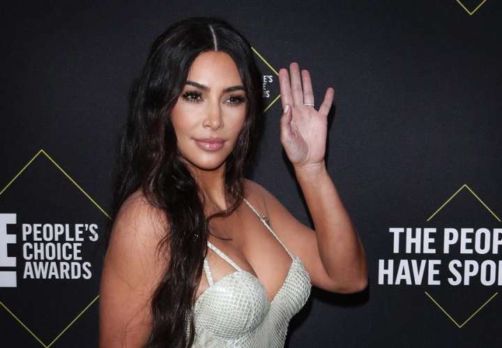  Kim Kardashian donará un millón de dólares a familias afectadas por COVID-19