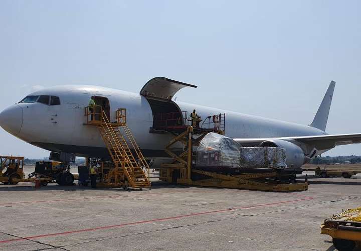 Aeropuerto de Tocumen mantiene operaciones de carga y vuelos humanitarios
