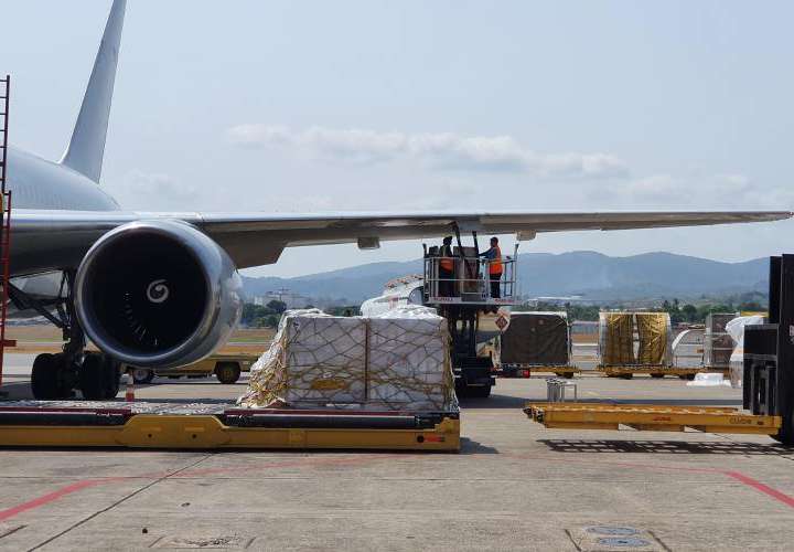 Aeropuerto de Tocumen mantiene operaciones de carga y vuelos humanitarios