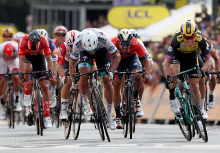 Tour de Francia se aplaza hasta septiembre
