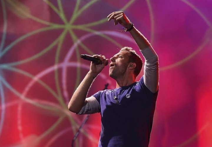  Warner recauda fondos para OMS con conciertos antiguos de Coldplay y Cardi B