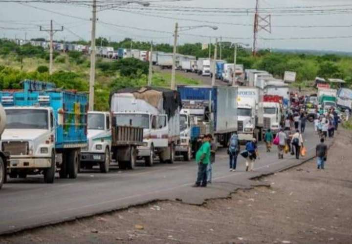 Piden a Costa Rica reabrir la frontera