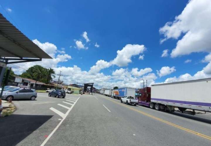 Termina bloqueo fronterizo de los transportistas panameños