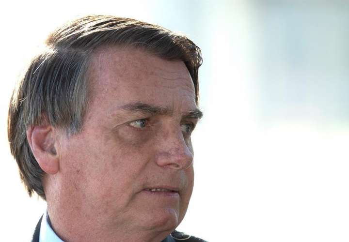  Bolsonaro amenaza con retirar a Brasil de la OMS a ejemplo de Estados Unidos