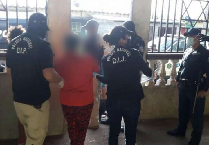 Capturan a 5 presuntos homicidas en Colón [Video]