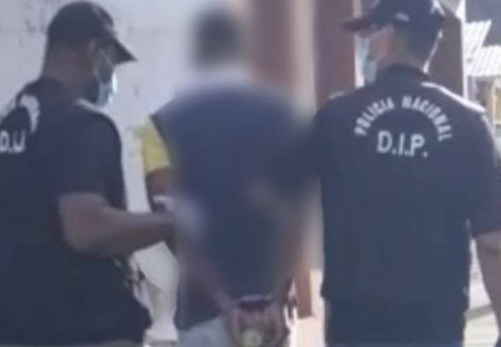 Capturan a 5 presuntos homicidas en Colón [Video]