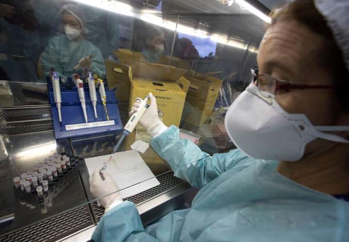 Comienzan en Brasil las pruebas de la vacuna de Oxford contra el COVID-19