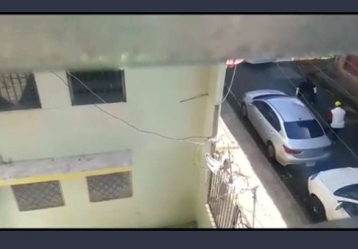Hombre apuñala a otro en plena calle de El Chorrillo; todo quedó grabado (Video)