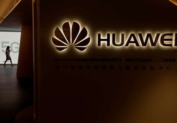 EE.UU. golpea a Huawei con restricciones de visados