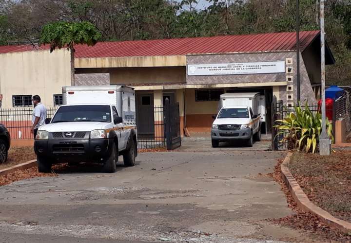 Sepultan cadáveres no reclamados para liberar espacio en  morgue de La Chorrera