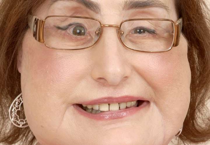 Muere mujer que recibió primer trasplante facial en Estados Unidos