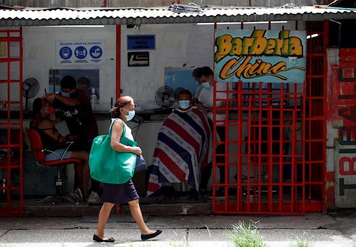 Riesgos de Covid-19: "Superman", la confianza y círculos familiares