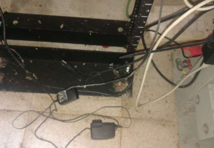 Bomberos de Coclé incomunicados por vandalismo en caseta de radio