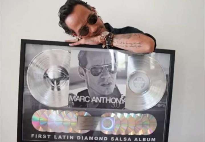 Marc Anthony es el primer salsero en recibir Disco de Diamante por un álbum
