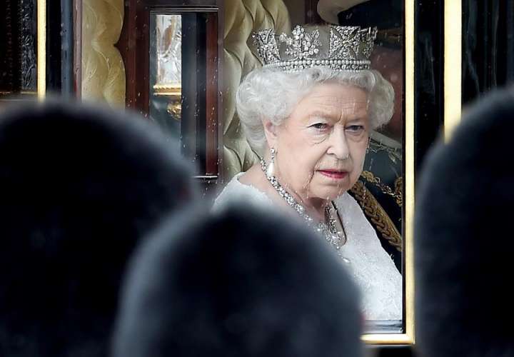  La crisis por la pandemia golpea las arcas de la Corona británica
