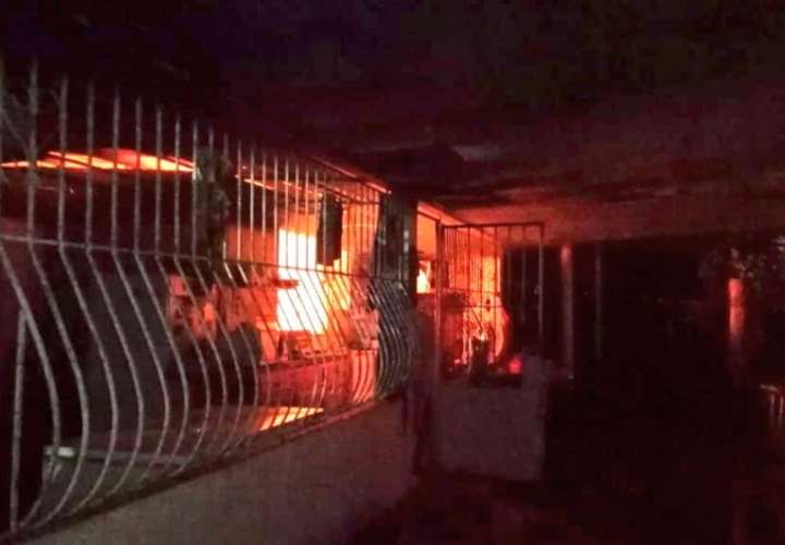 Incendio consume cuarto de alquiler en Las Tablas