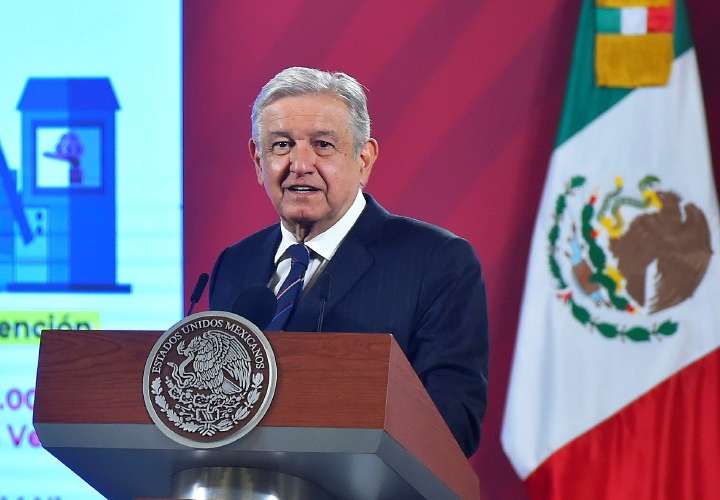 López Obrador deslinda al Ejército mexicano del general detenido en Estados Unidos