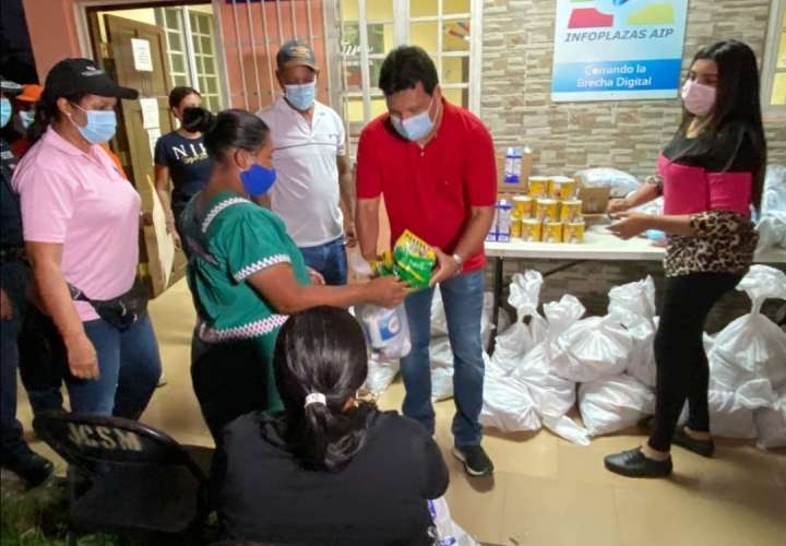 Azuerenses recaban toneladas de ayuda para damnificados en Herrera  y Chiriquí